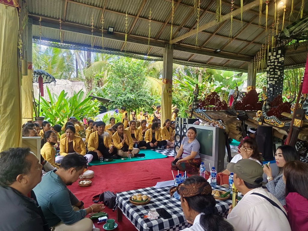 KKL 2024, Prodi Sendratasik Menapak Jejak Seni dan Budaya di Bali Barat