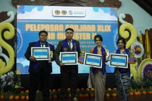 Read more about the article Pelepasan Penuh Warna: FBS UPMI Bali Lepas 86 Lulusan, Luncurkan Tagline “Kritis, Kreatif, Humanis”